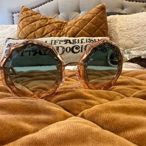 NIB Chloe Caite Women’s CE160S 52mm Frameless Sunglasses Round Pink/Blue/Gold